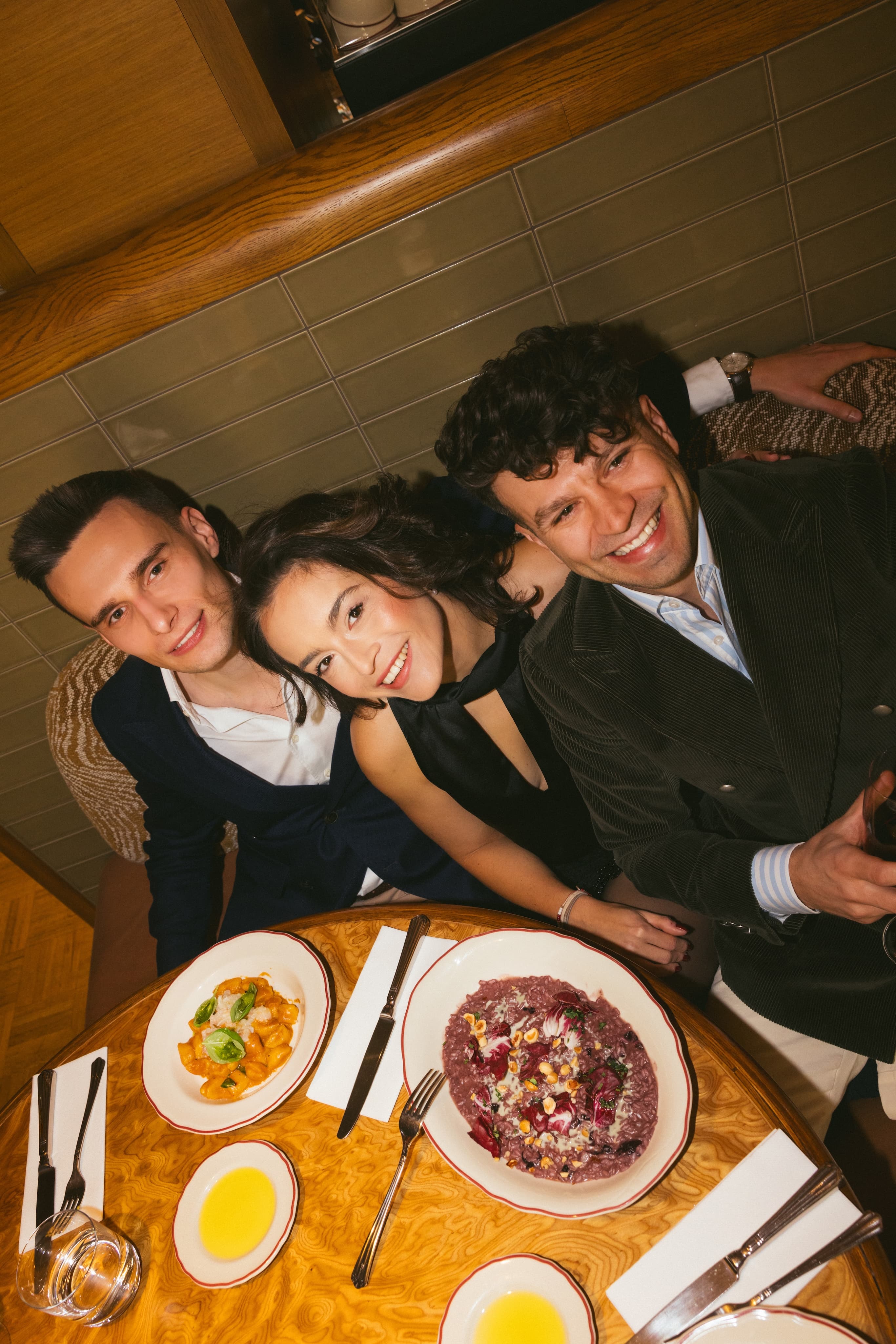 Single Mingled Collaboration